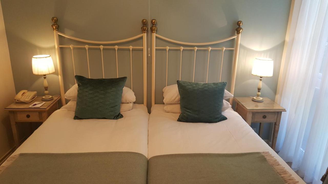 Hotel Three Ways House